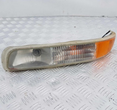Габарит/Указатель поворота левый Chevrolet Tahoe 1999-2006 15199558; 16526123; 16526063; 16525193; 16525191